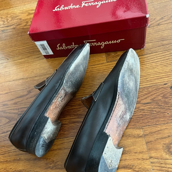 Men’s Ferragamo loafers - Picture 2 of 4